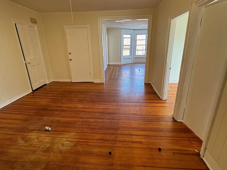 316 4th St #1 — Photo 7
