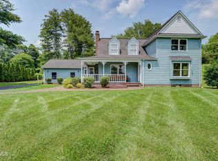 715 Powder Branch Rd, Elizabethton, TN 37643