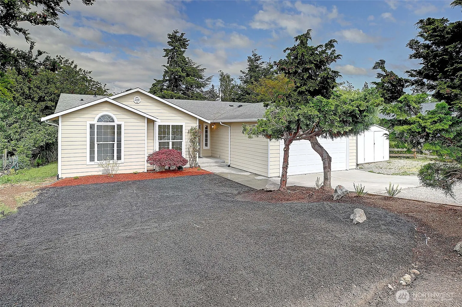1545 Carol Street photo 1