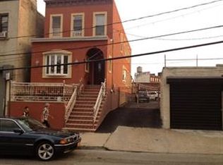 860 E 147th St, Bronx, NY 10455