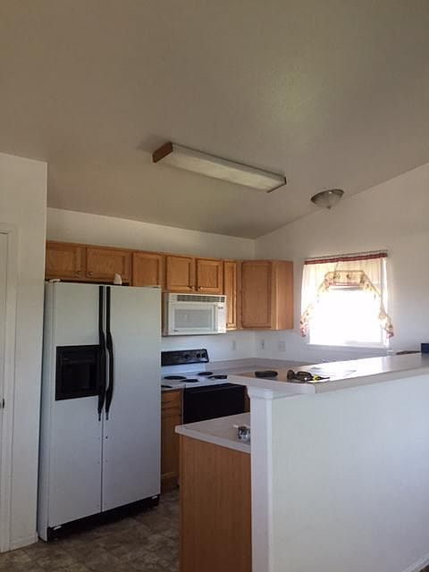 2nd image of 1120 E Carolina Ave Unit 4