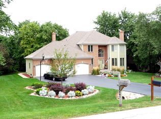 1110 Leah Dr, Cary, IL 60013