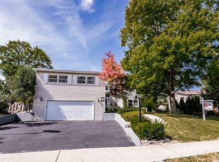 4505 Thorntree Ln, Rolling Meadows, IL 60008