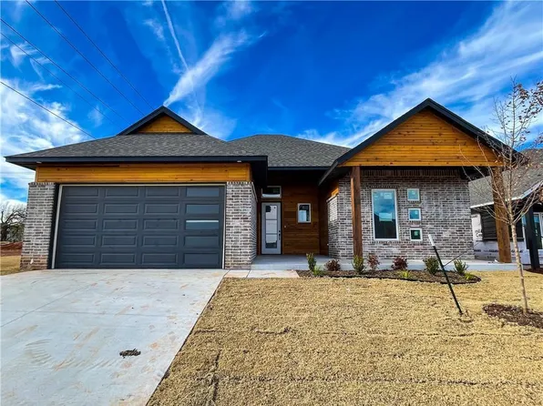 15809 Capri Ln, Edmond, OK 73013