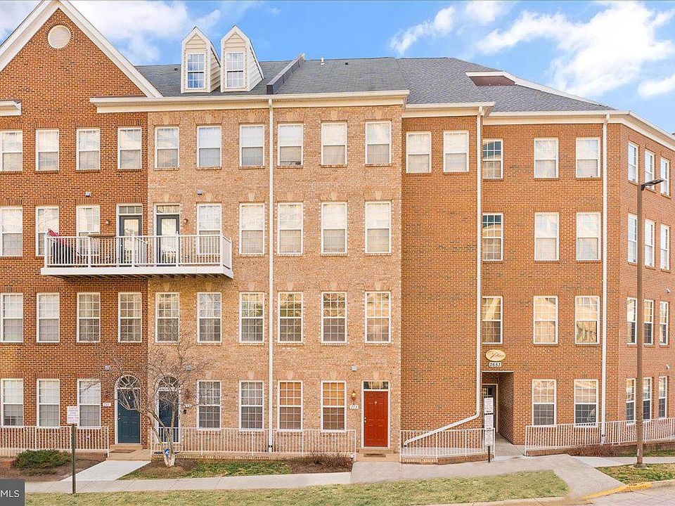 1st image of 2651 Park Tower Dr #4/113