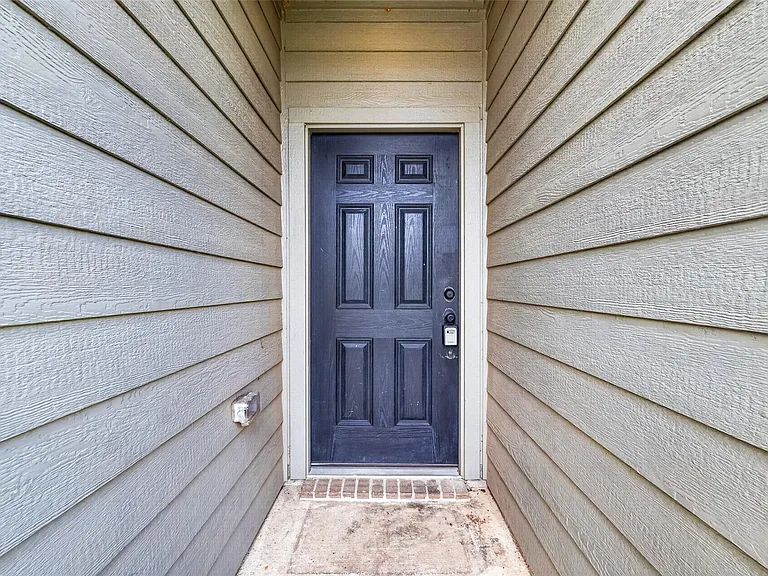 2128 Mule Ridge Dr — Photo 4
