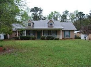 1871 Reeves Rd, Alexander City, AL 35010