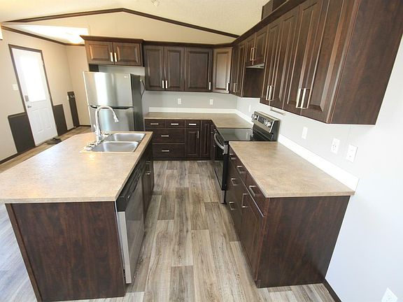5th image of 4821 Avenue 72