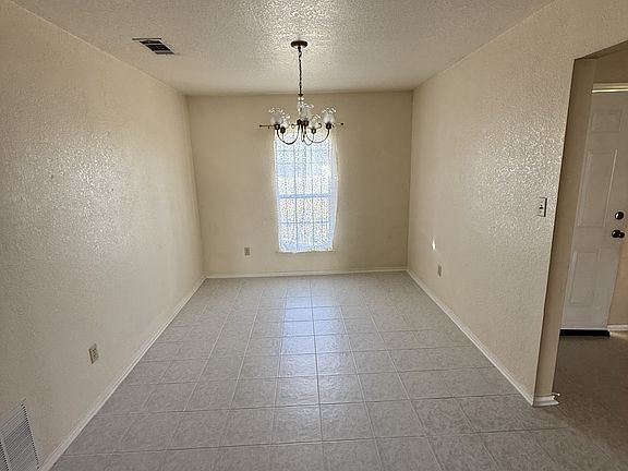 3rd image of 2601 Mason Dr
