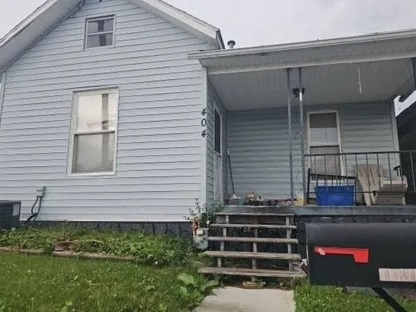 404 W Virginia Ave, Nutter Fort, WV 26301