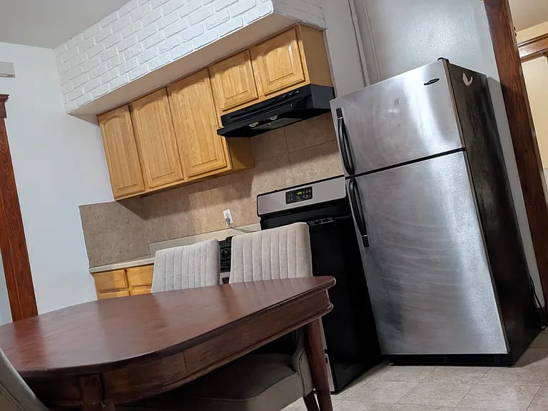 122 Foster St — Photo 14