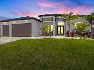 4027 SW 2nd Ave, Cape Coral, FL 33914