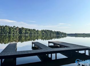 1302 Sibert Dr, Gadsden, AL 35905