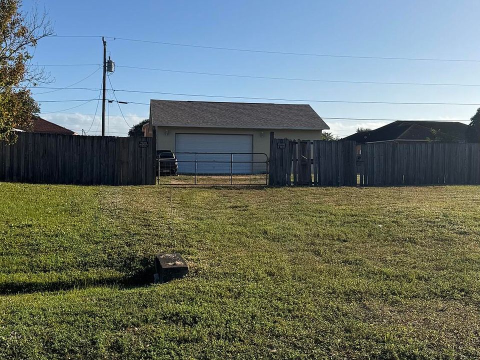 1st image of 3851 SW Janiga Street