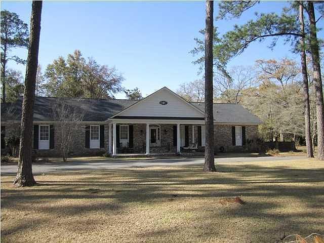 2nd image of 200 Mystic Ln