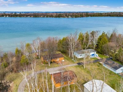 6698 Grove St, Kewadin, MI, 49648