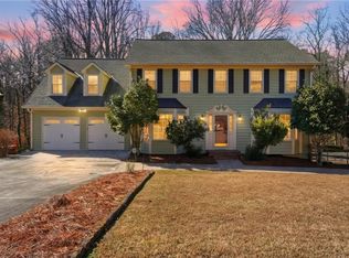 2825 Shurburne Dr, Alpharetta, GA 30022