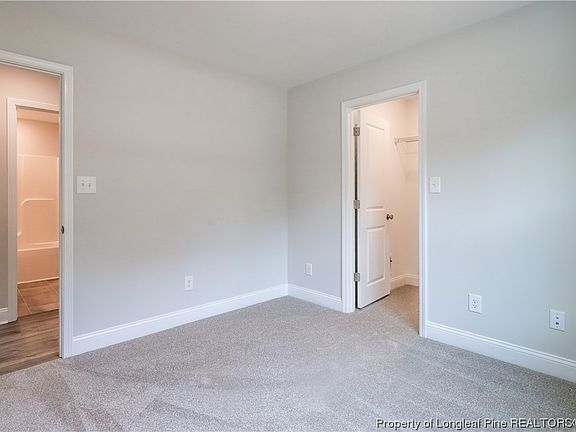 5th image of 83 Guard Ln
