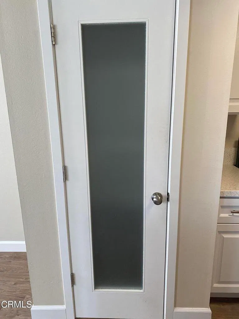 2 bed, 1.0 bath, 882 sqft, $2,700 — Photo 3