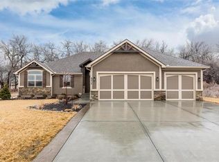 9215 SW 12th St, Lees Summit, MO 64064