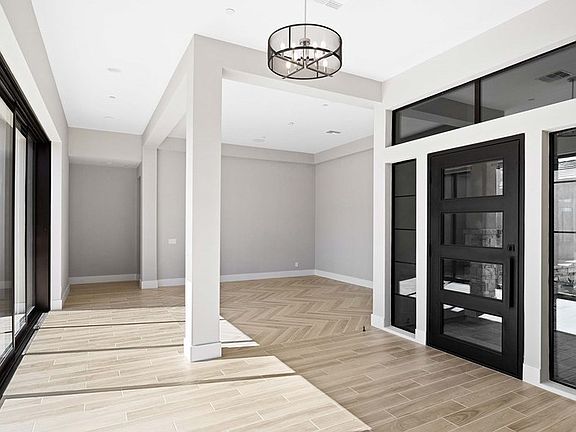 The Bartlett - Entry