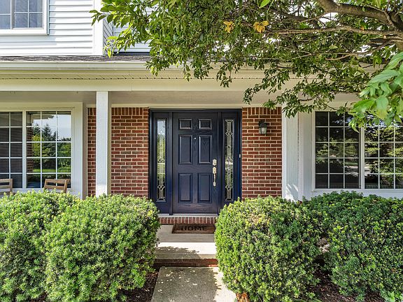 4th image of 2690 Chateau Ct