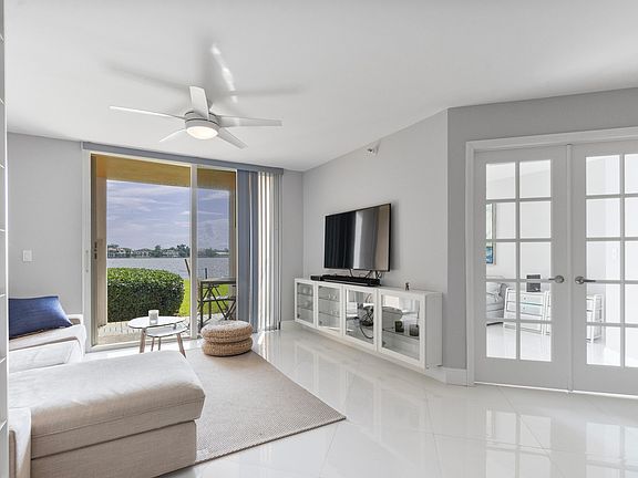 2nd image of 180 Yacht Club Way #102