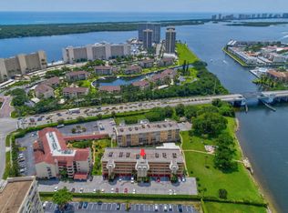 308 Golfview Rd APT 105, North Palm Beach, FL 33408