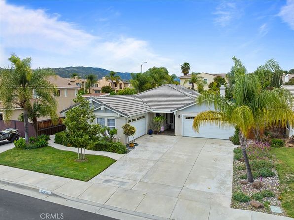 32553 Dahlia Ln, Wildomar, CA 92595