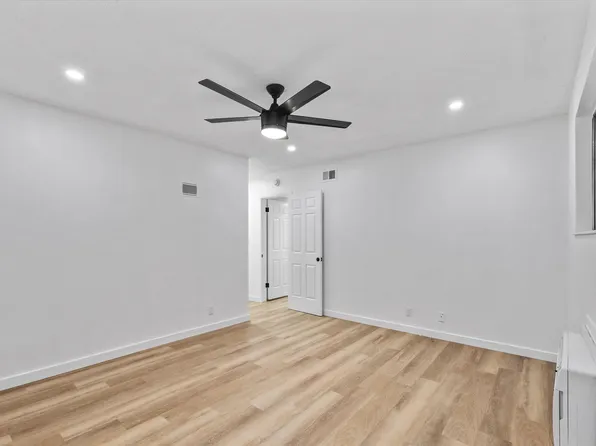 933 Hilgard Ave, Los Angeles, CA