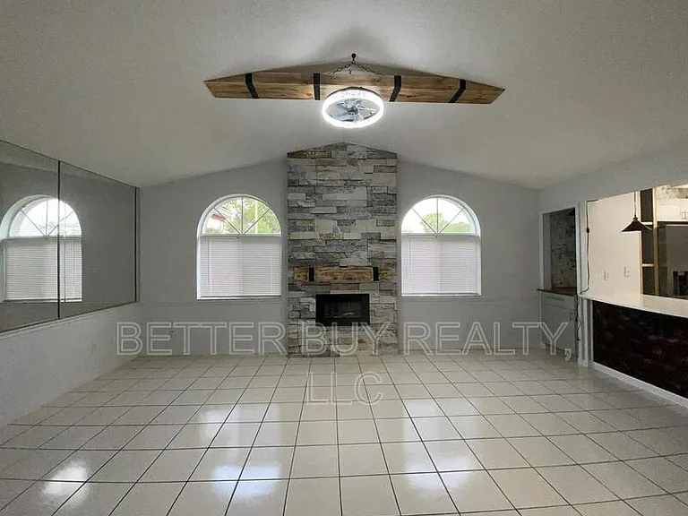 25 Plain View Dr #B — Photo 5