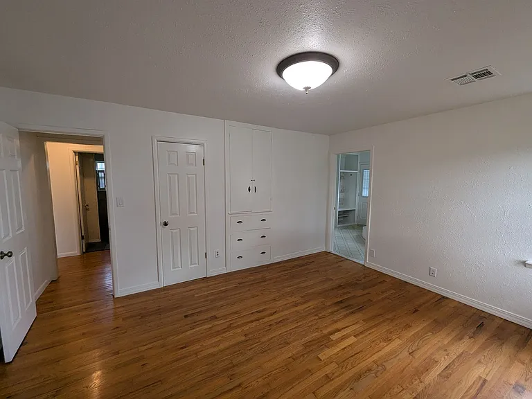 320 S Country Club Rd — Photo 27