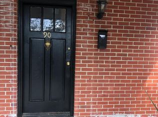 90 Dunnemann Ave, Charleston, SC 29403