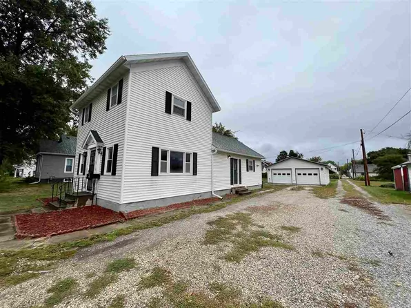 684 Lafayette Ave, Marengo, IA 52301