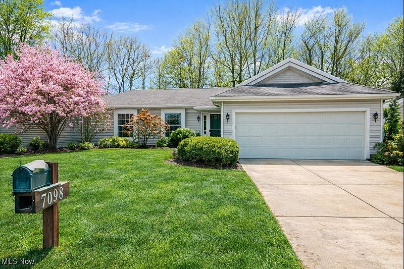 1st image of 7098 Cross Creek Dr