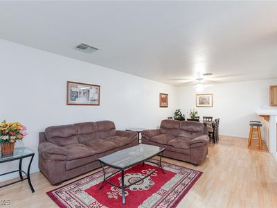 3673 Ian Thomas St Unit 102, Las Vegas, NV, 89129