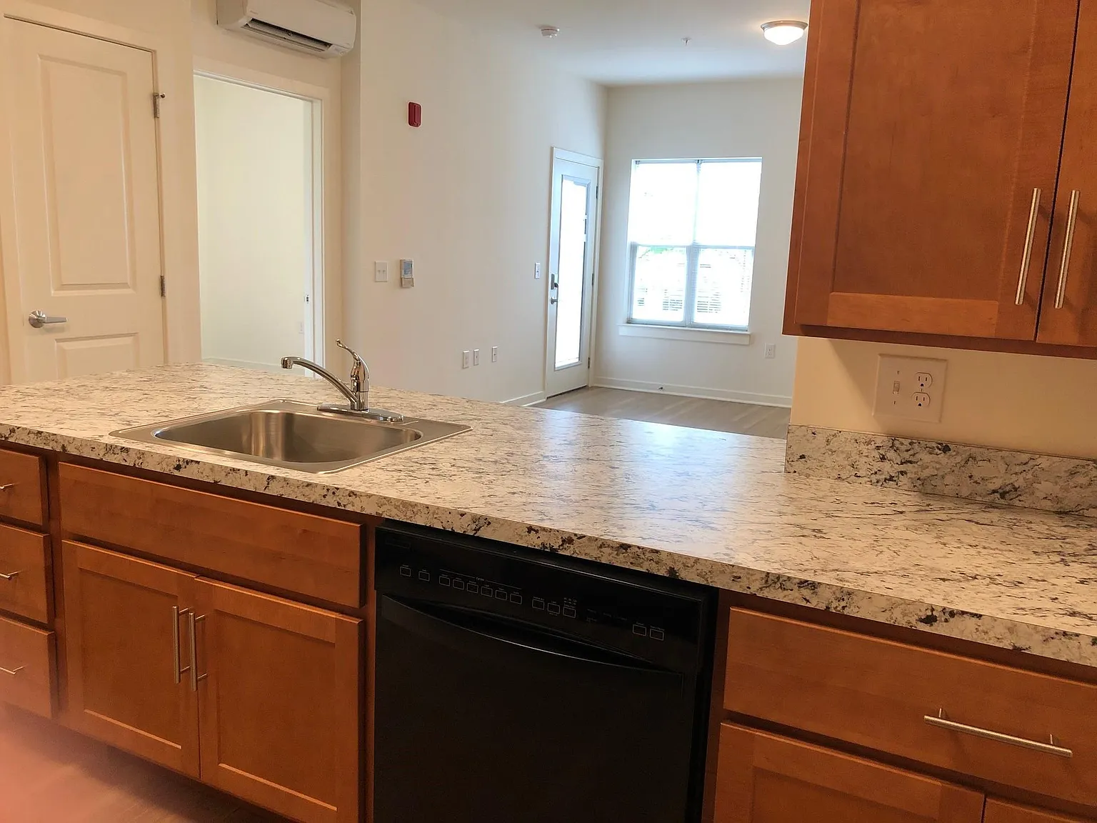 Birchwood at Cranbury — Photo 4