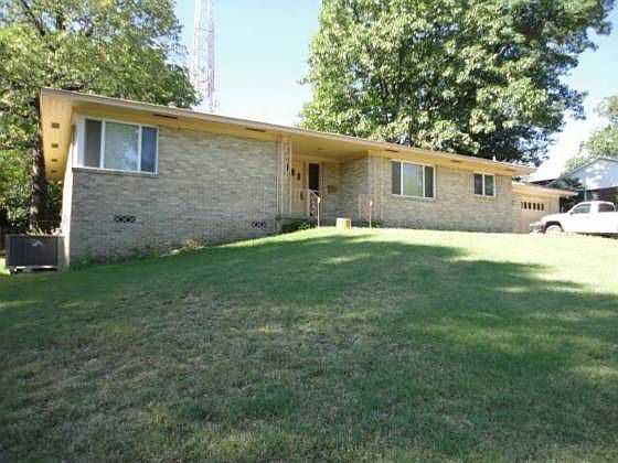 1st image of 125 Dickson Dr