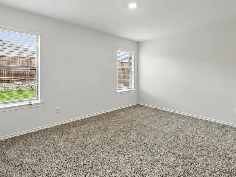 505 Lansdowne Dr — Photo 23