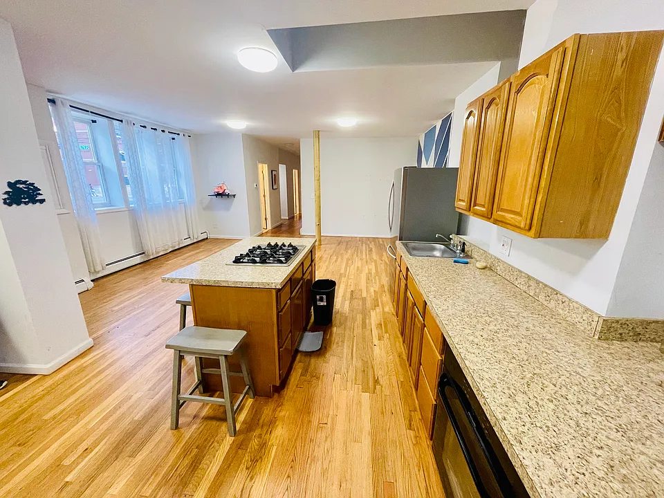 117 Avenue C #1