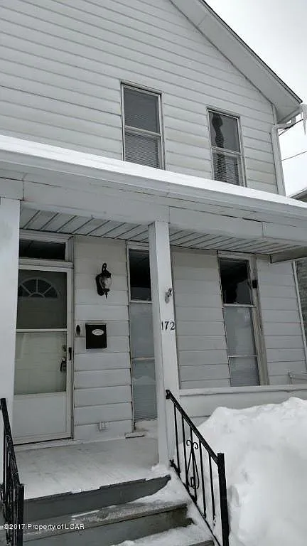 172 Church St photo 1