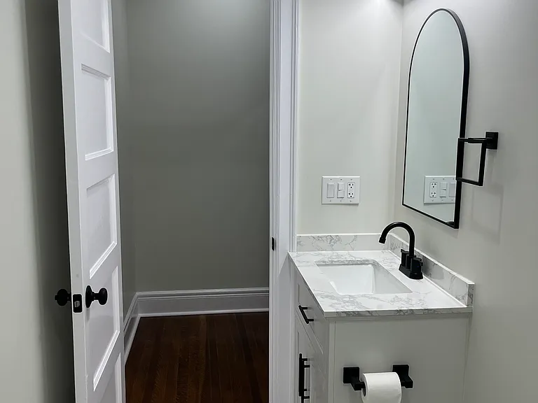 54 Whitney Pl #6 — Photo 7