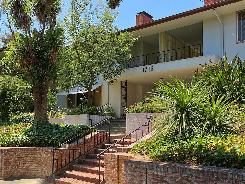 1st image of 1715 Fair Oaks Ave APT 8