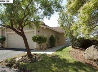31 Mission Hills St, Oakland, CA 94605