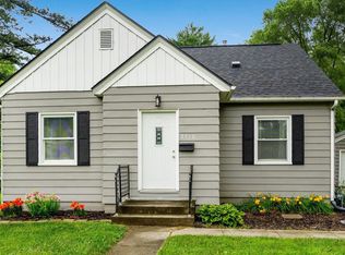 2710 Willow Oaks Dr, Fort Wayne, IN 46809