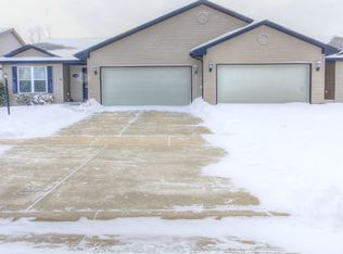 1607 E Lexington Dr, Urbana, IL 61802