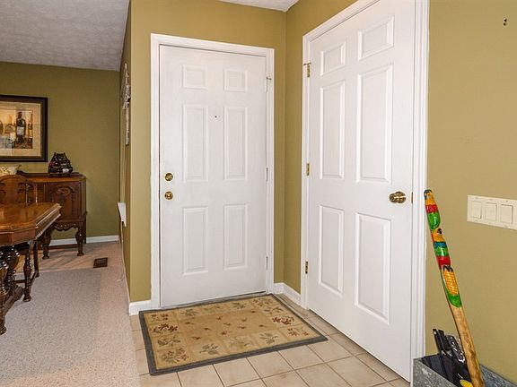 3rd image of 7863 Trotwood Cir