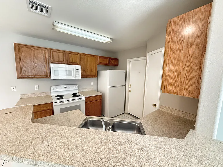 2754 FM 1044 — Photo 7