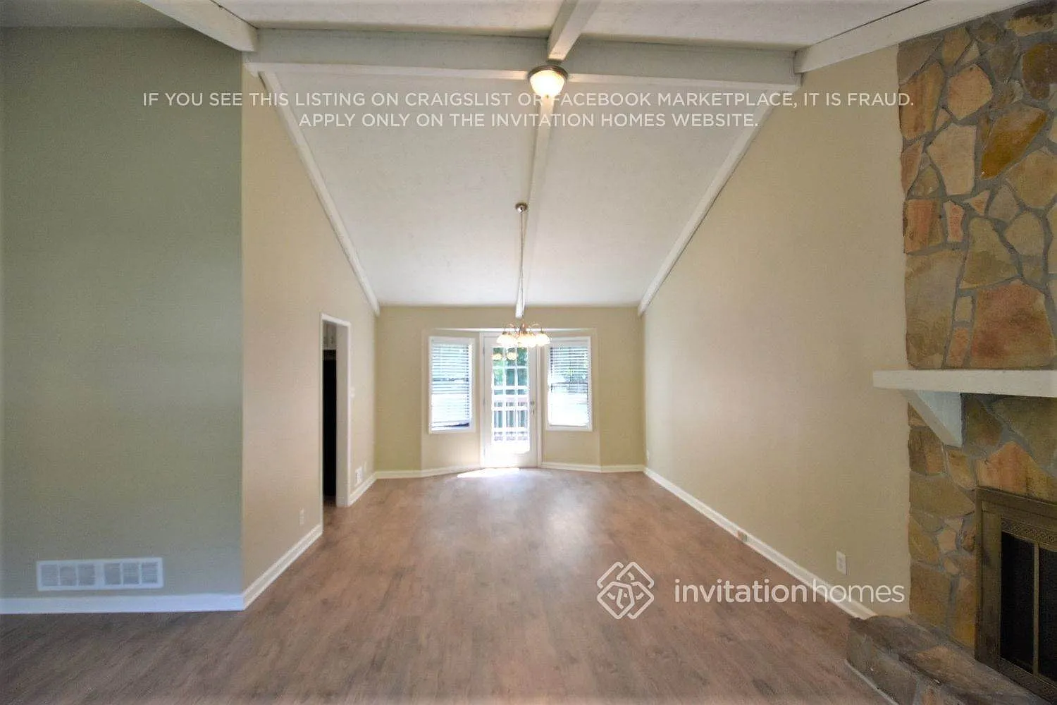 1617 Eric Cir Lawrenceville, GA 30043 — Photo 3