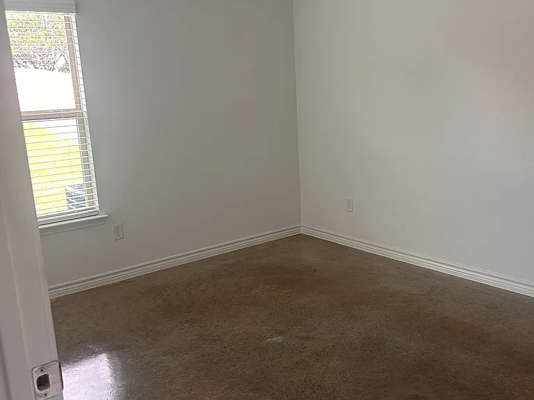1219 Concord Dr #B — Photo 9